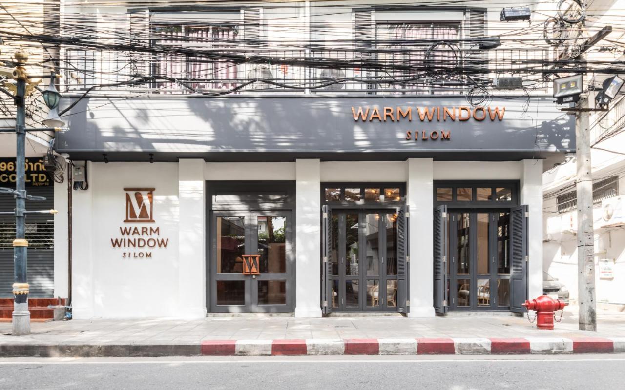 Хостел Warm Window Silom Бангкок Экстерьер фото